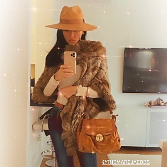 Marc Jacobs Handbags - Marc Jacobs leather and suede bag